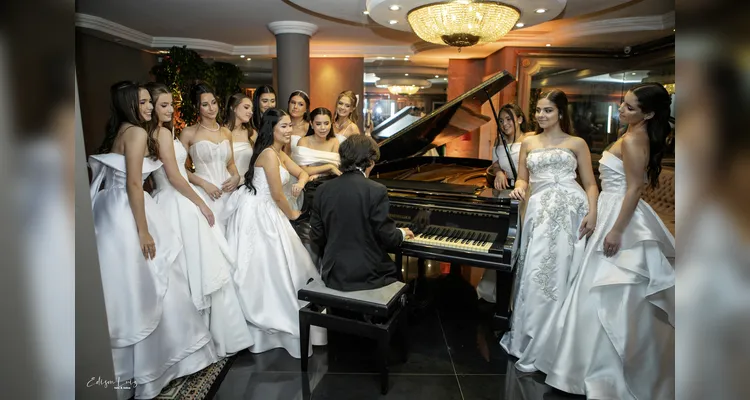 Clube Ponta Lagoa celebra debutantes 2026