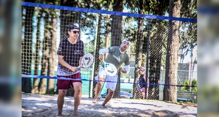 Clube Ponta Lagoa reúne associados em Festival de Beach Tennis