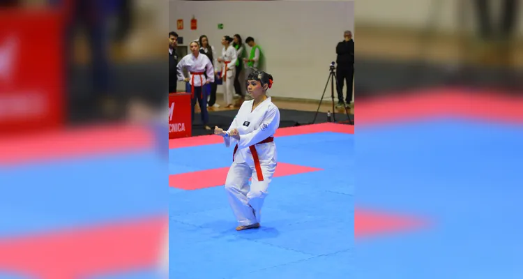 Atletas de Ponta Grossa conquistam títulos no Campeonato Brasileiro de Taekwondo
