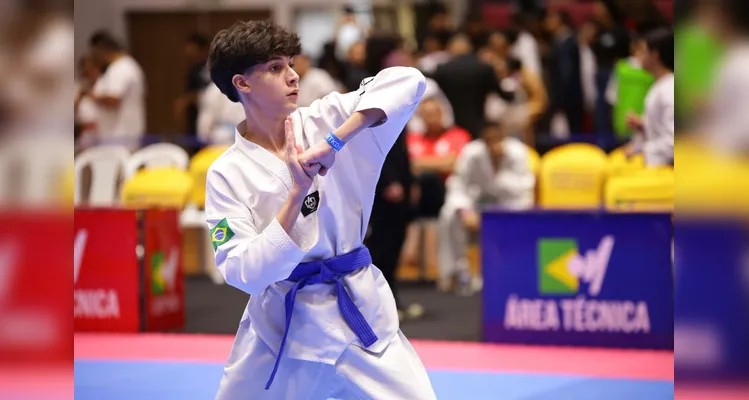 Atletas de Ponta Grossa conquistam títulos no Campeonato Brasileiro de Taekwondo