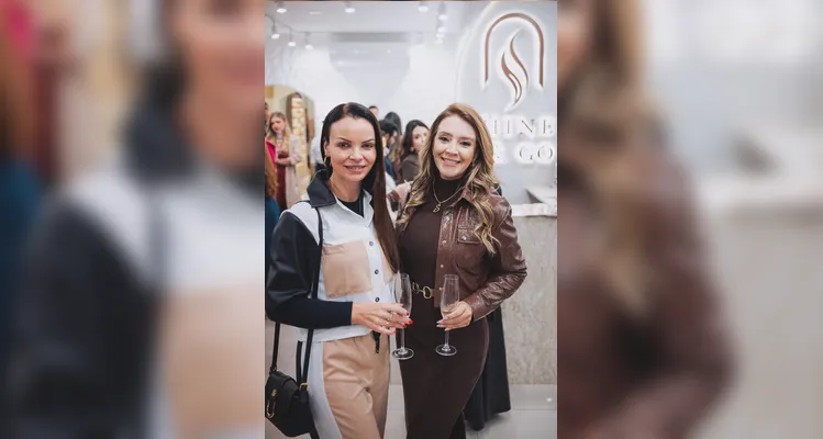 Coluna RC prestigia novo endereço da 'Shine & Go Escovaria'