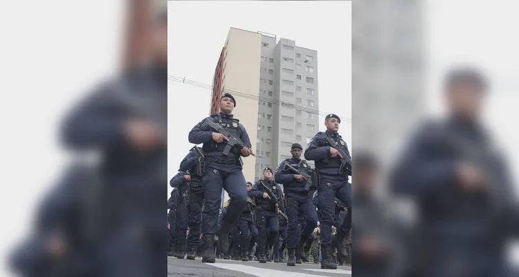 Confira imagens do desfile das forças de segurança nos 203 anos de PG