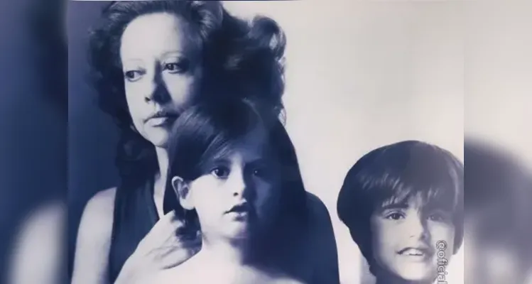 Fernanda Montenegro com os dois filhos, Fernanda e Cláudio |