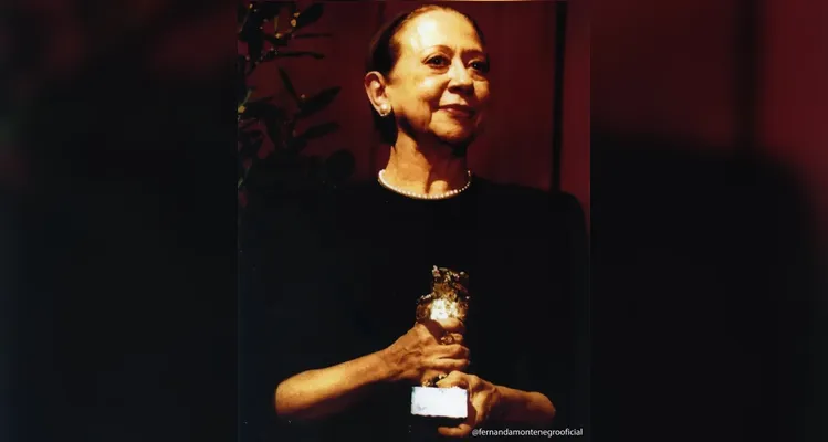 Fernanda Montenegro venceu o Urso de Prata do Festival de Berlim por "Central do Brasil" em 1998 |