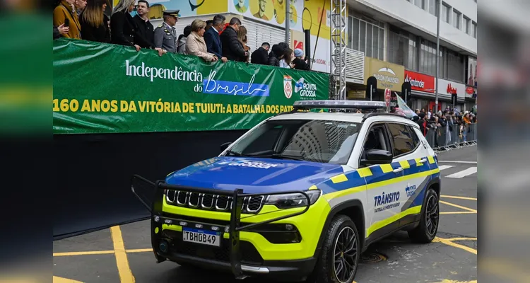 População celebra o 7 de Setembro em desfile cívico na Avenida