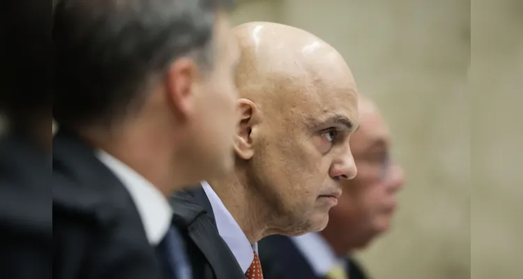 Com base em um documento de inteligência da PF, Moraes usou o relatório das Fake News para acusar Mendonça