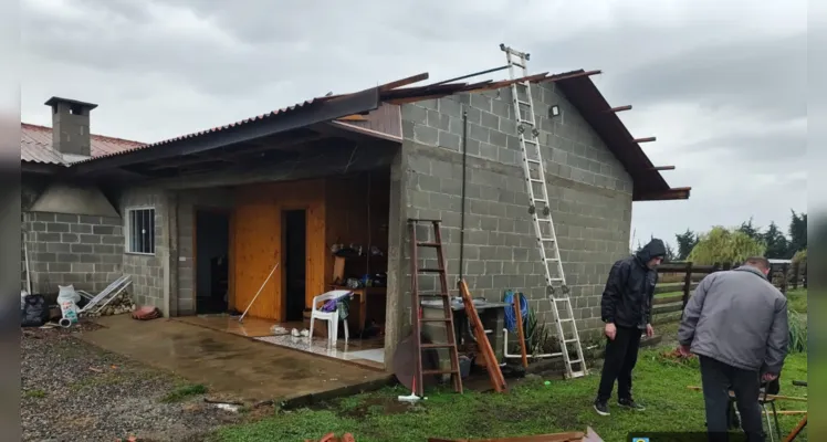 Estragos do vendaval em Palmeira