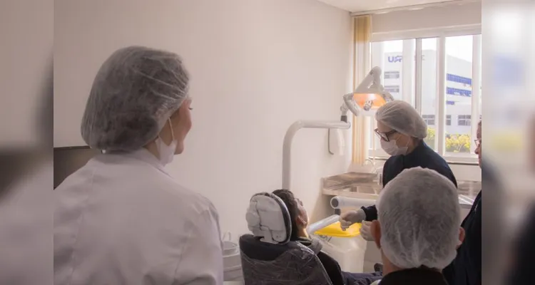 UEPG capacita profissionais do SUS para produzir próteses dentárias com tecnologia