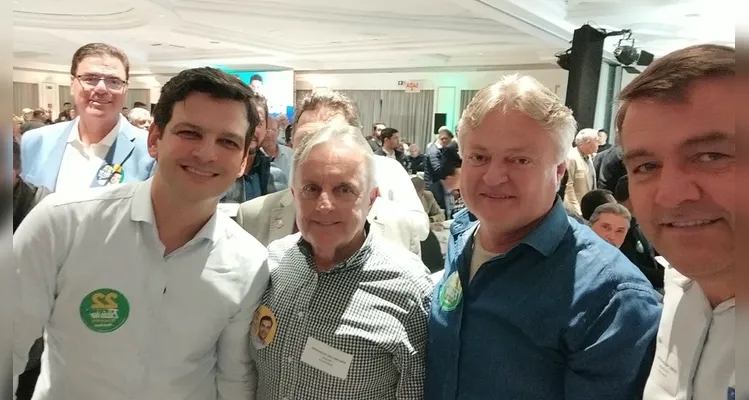 Prefeitos e lideranças políticas do Estado estiveram reunidos.