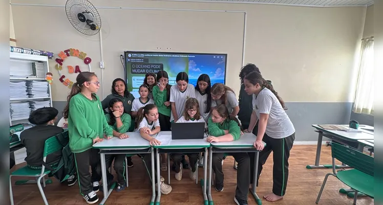 Veja a série de registros da ampla proposta em sala de aula.