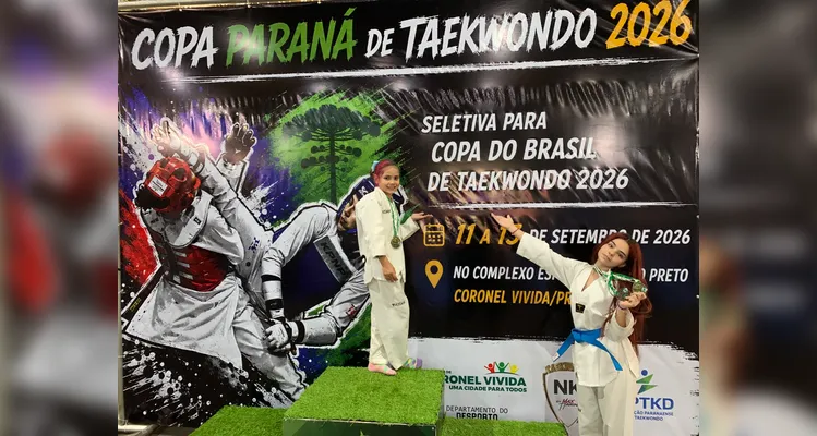 Atletas de Ponta Grossa são campeãs na Copa Paraná de Taekwondo
