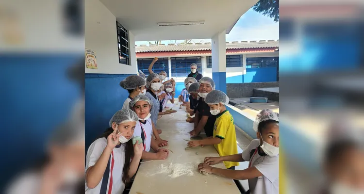 Veja a série de registros do saboroso aprendizado dos educandos.
