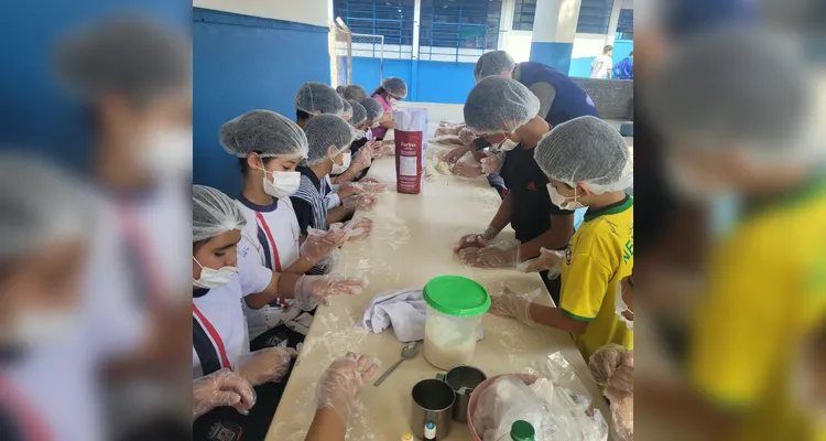 Veja a série de registros do saboroso aprendizado dos educandos.