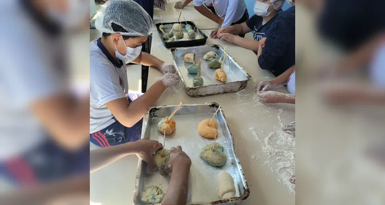 Veja a série de registros do saboroso aprendizado dos educandos.
