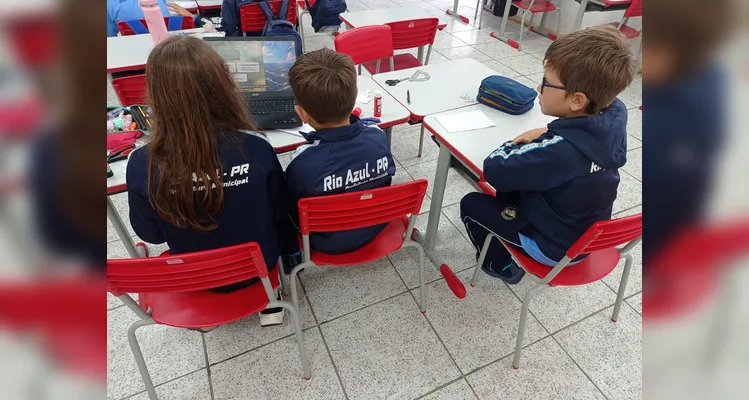 Confira a série de registros do trabalho em sala de aula.