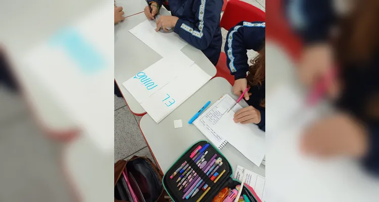 Confira a série de registros do trabalho em sala de aula.