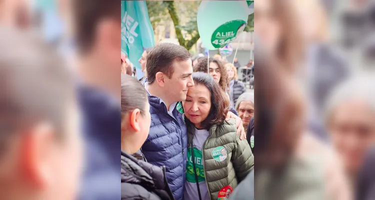 Aliel celebra 203 anos de PG junto à população em grande desfile na ‘Vicente Machado’