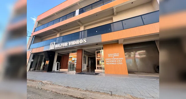 Mazur Vidros amplia soluções para construção civil com esquadrias de alumínio e PVC