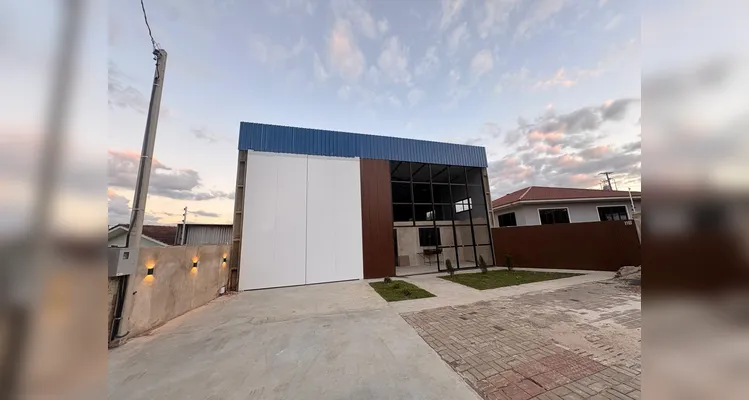 Mazur Vidros amplia soluções para construção civil com esquadrias de alumínio e PVC