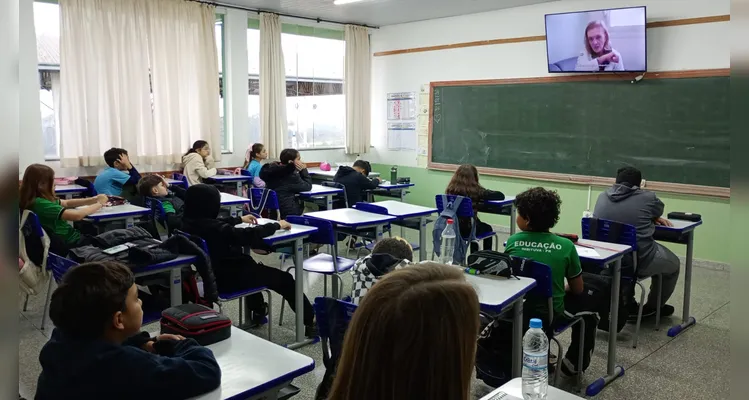 Trabalho contou com diversificados momentos em sala de aula.