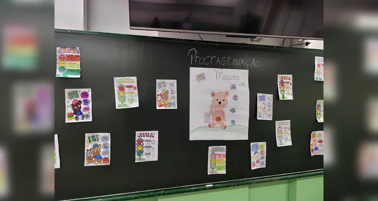 Confira os registros do trabalho em sala de aula.
