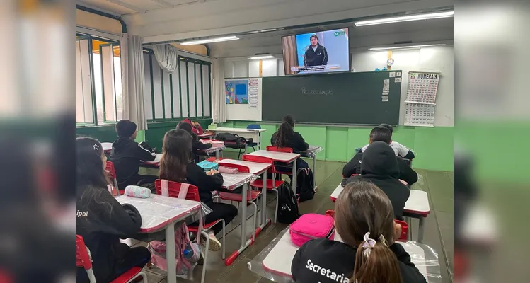 Confira os registros do trabalho em sala de aula.