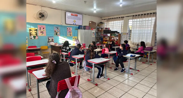 Veja os registros do trabalho em sala de aula.