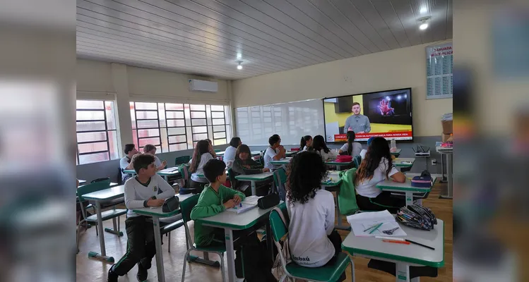 Confira os registros do trabalho em sala de aula.