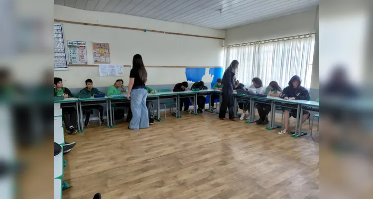 Confira os registros do trabalho em sala de aula.