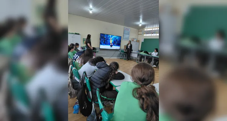 Confira os registros do trabalho em sala de aula.