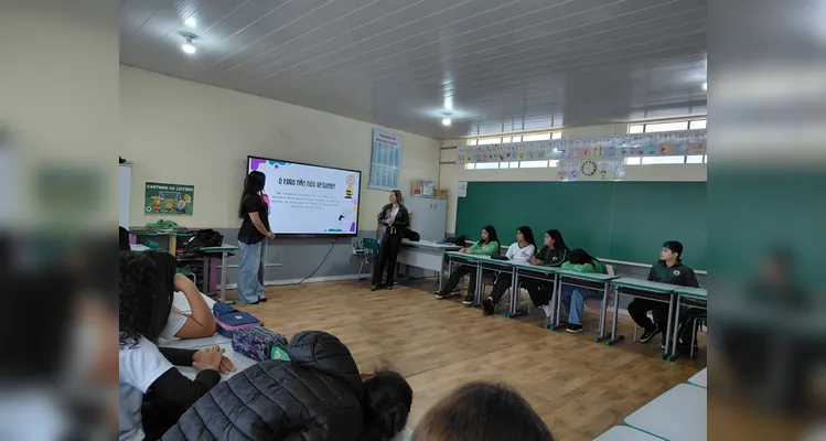 Confira os registros do trabalho em sala de aula.