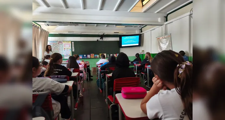 Confira os registros do trabalho em sala de aula.