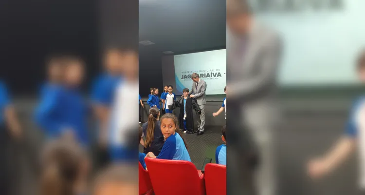 Confira a série de registros do trabalho dentro e fora da sala de aula.