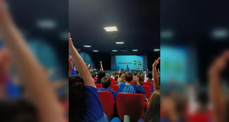 Confira a série de registros do trabalho dentro e fora da sala de aula.