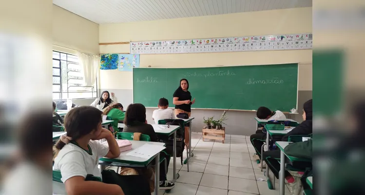 Confira a série de registros do amplo trabalho dentro e fora da sala de aula.