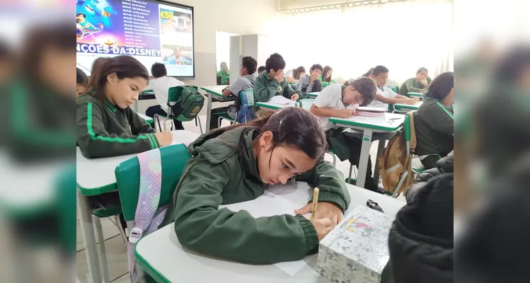 Confira a série de registros do amplo trabalho dentro e fora da sala de aula.