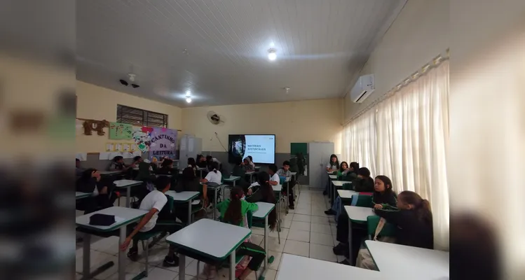 Confira a série de registros do amplo trabalho dentro e fora da sala de aula.
