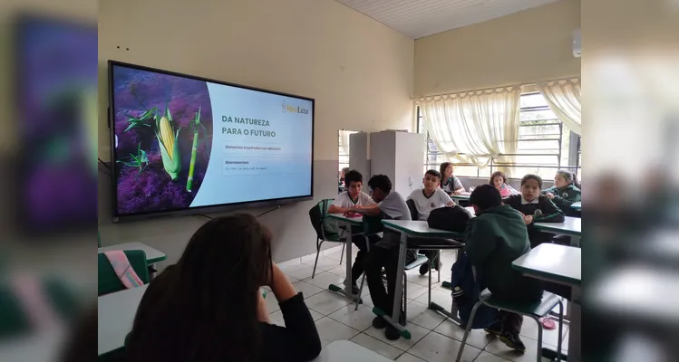 Confira a série de registros do amplo trabalho dentro e fora da sala de aula.