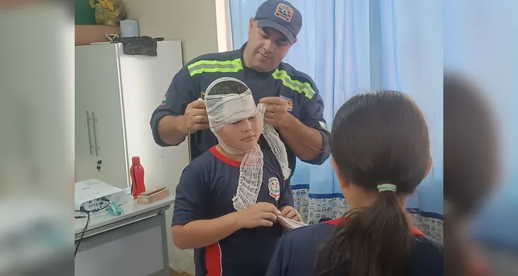 Confira a série de registros da ampla proposta em sala de aula.