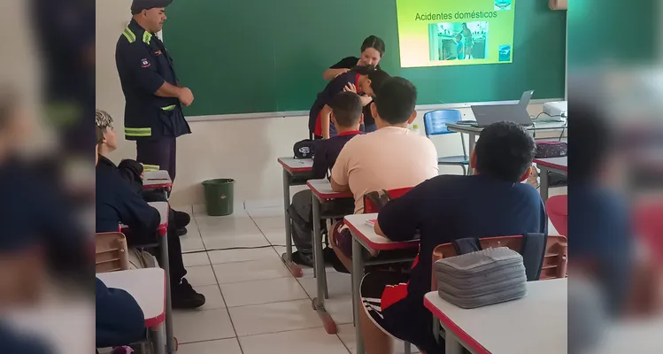 Confira a série de registros da ampla proposta em sala de aula.