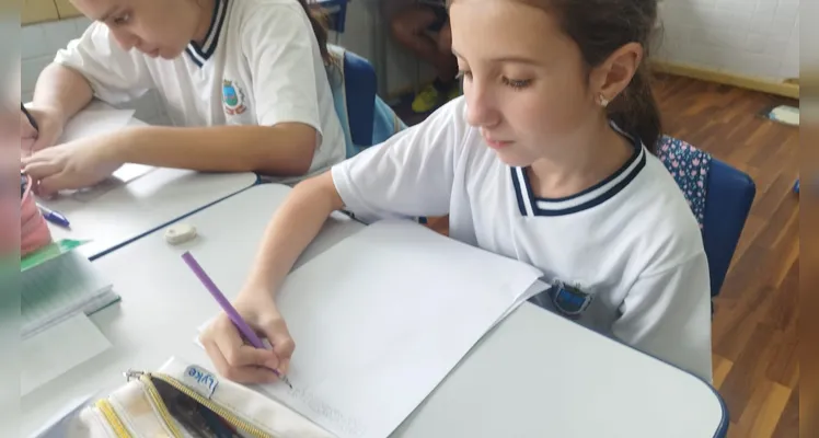 Confira a série de registros do trabalho em sala de aula.
