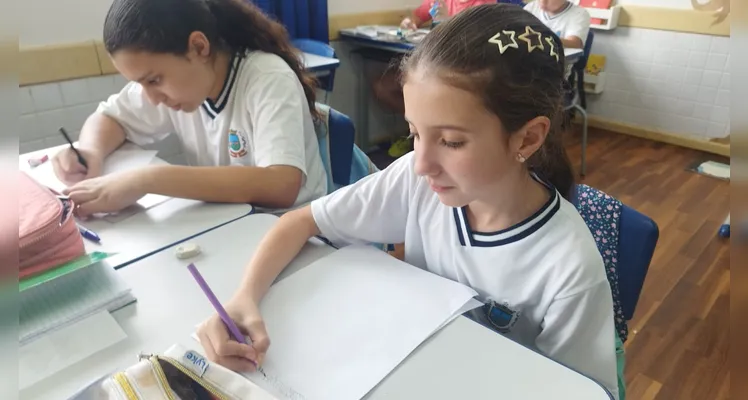 Confira a série de registros do trabalho em sala de aula.