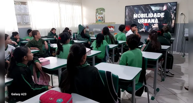 Confira a série de registros em sala de aula.