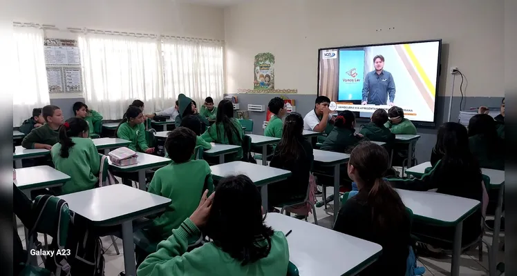 Confira a série de registros em sala de aula.