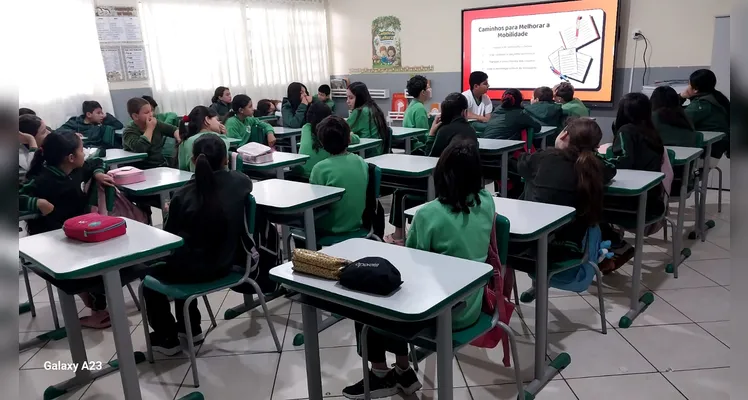 Confira a série de registros em sala de aula.