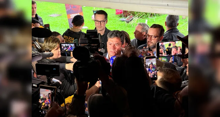 Sergio Moro vota em Curitiba e se diz confiante após campanha ao Governo do Paraná