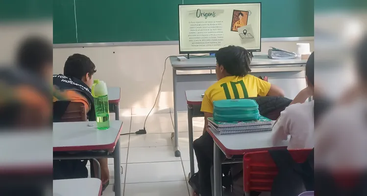 Confira os registros do trabalho em sala de aula.