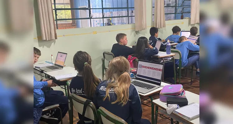Confira os registros do trabalho em sala de aula.