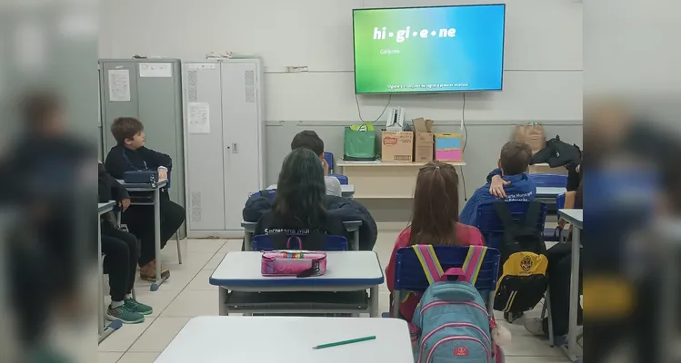 Confira os registros do trabalho em sala de aula.