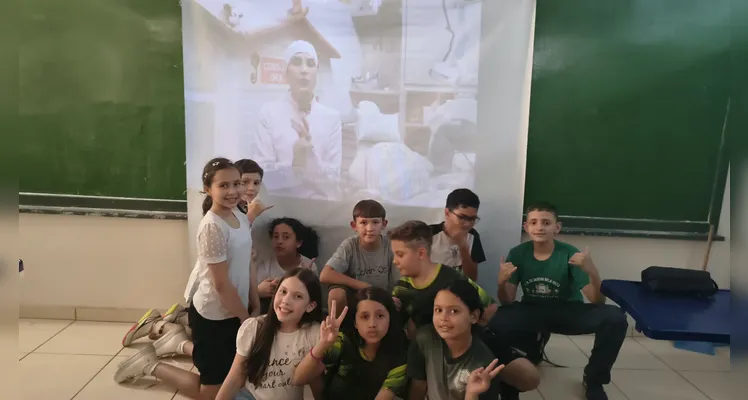 Confira a série de registros do amplo trabalho em sala de aula.